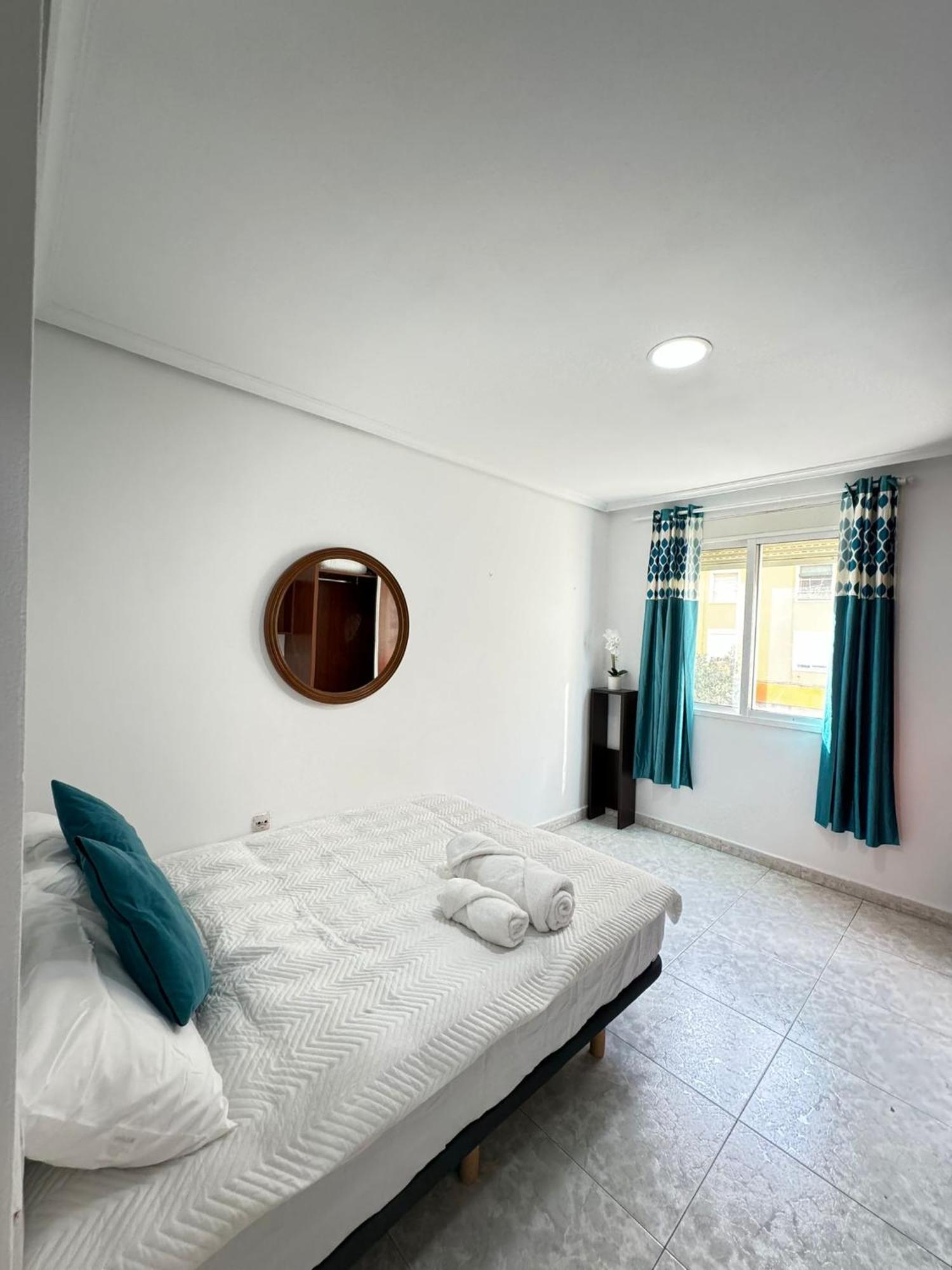 Habitacion Privada Valência Exterior foto